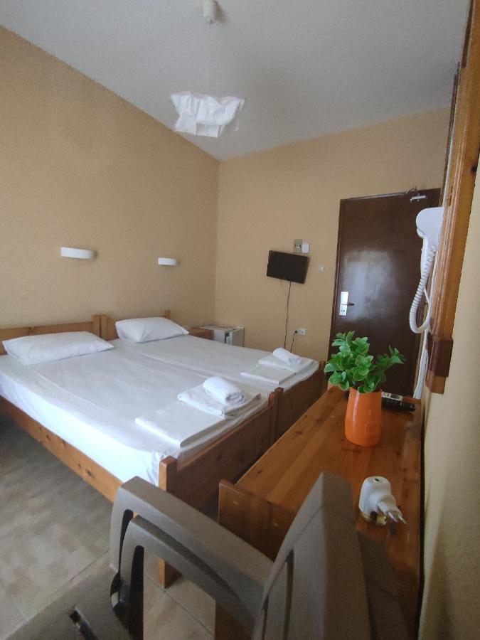 Vosporos Hotel コモティニ エクステリア 写真